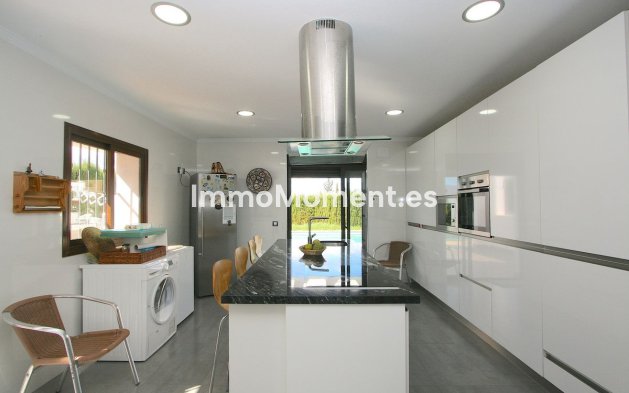 Wiederverkauf - Villa - Mijas - Sierrezuela