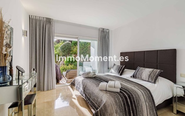 Resale - Apartment - Benahavís - La Quinta