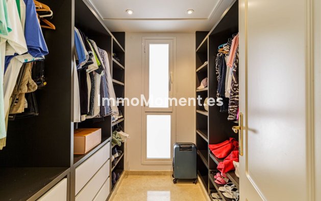 Resale - Apartment - Benahavís - La Quinta