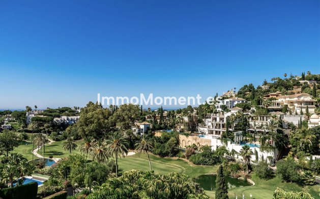 Resale - Apartment - Benahavís - La Quinta