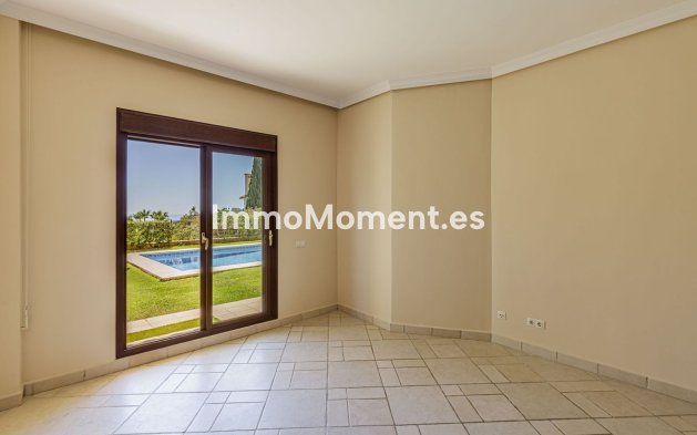 Resale - Villa - Benahavís - Los Arqueros