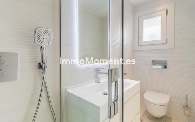 Revente - Maison mitoyenne - Estepona  - Estepona Centro