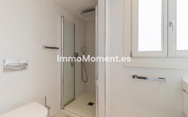 Revente - Maison mitoyenne - Estepona  - Estepona Centro