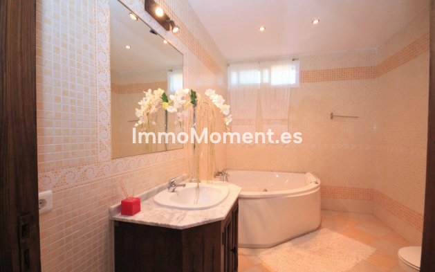 Reventa - Casa de campo - Interior  - Monda