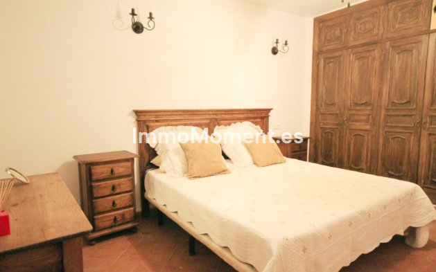 Reventa - Casa de campo - Interior  - Monda