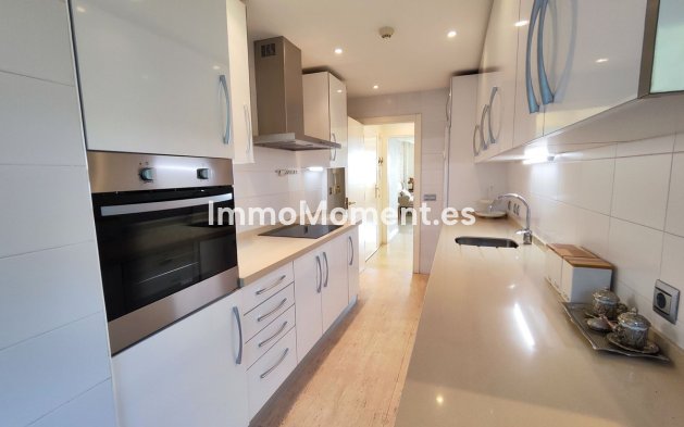 Revente - Appartement - Estepona  - Estepona Centro