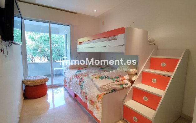 Revente - Appartement - Estepona  - Estepona Centro