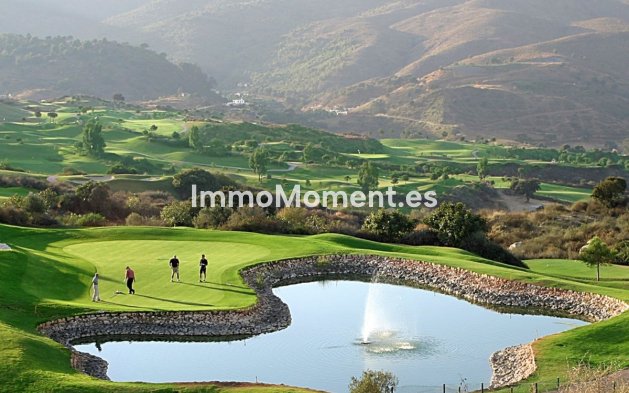 Resale - Apartment - Mijas - La Cala Golf