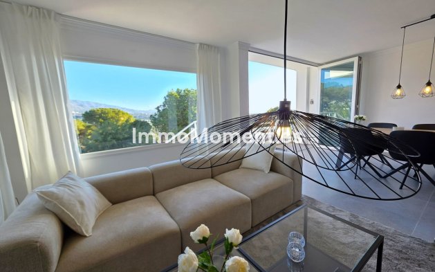 Wiederverkauf - Wohnung - Marbella - Nueva Andalucía