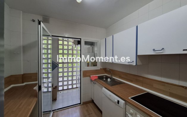 Reventa - Apartamento - Marbella - Río Real