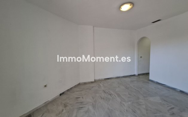Reventa - Apartamento - Marbella - Río Real