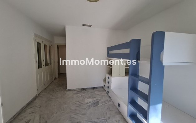 Reventa - Apartamento - Marbella - Río Real