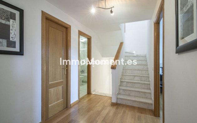 Reventa - Villa - Estepona  - Estepona Centro