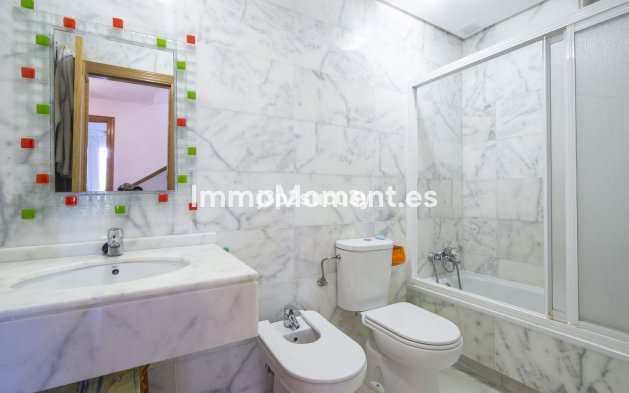 Reventa - Villa - Estepona  - Estepona Centro