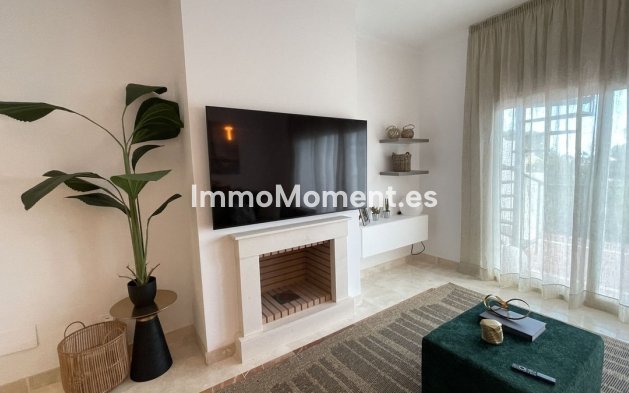 Resale - Apartment - El Paraiso - New Golden Mile