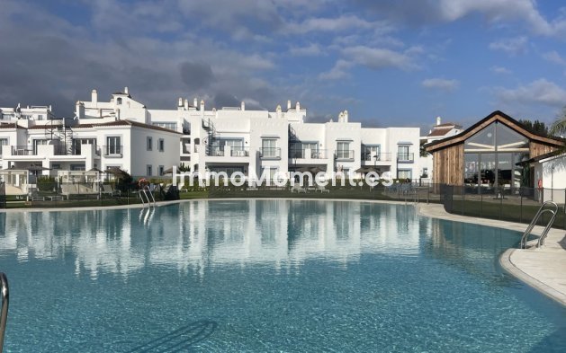 Resale - Apartment - El Paraiso - New Golden Mile