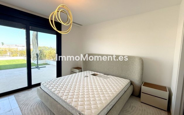 Wiederverkauf - Wohnung - Estepona  - Atalaya