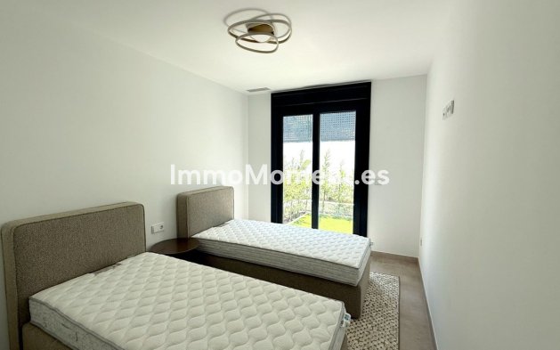 Wiederverkauf - Wohnung - Estepona  - Atalaya