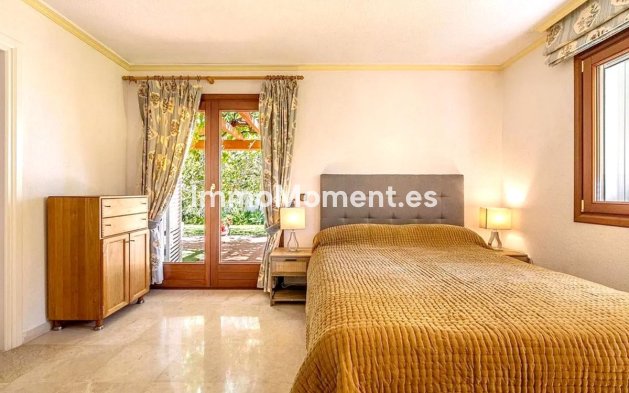 Resale - Villa - Estepona - New Golden Mile