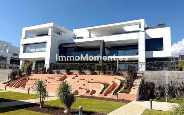 Resale - Apartment - Estepona - Selwo