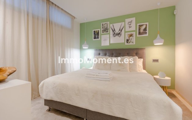 Resale - Villa - Marbella - Nueva Andalucía