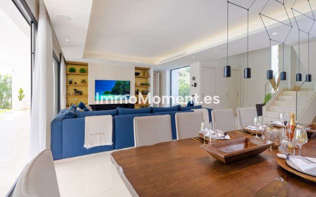 Resale - Villa - Marbella - Nueva Andalucía