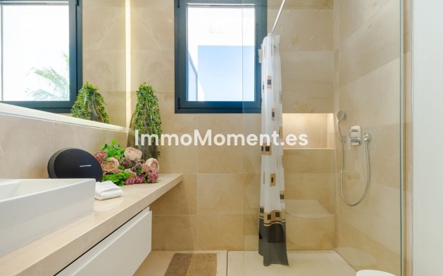 Resale - Villa - Marbella - Nueva Andalucía