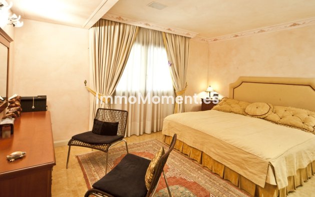 Revente - Villa - Marbella - Puerto Banús