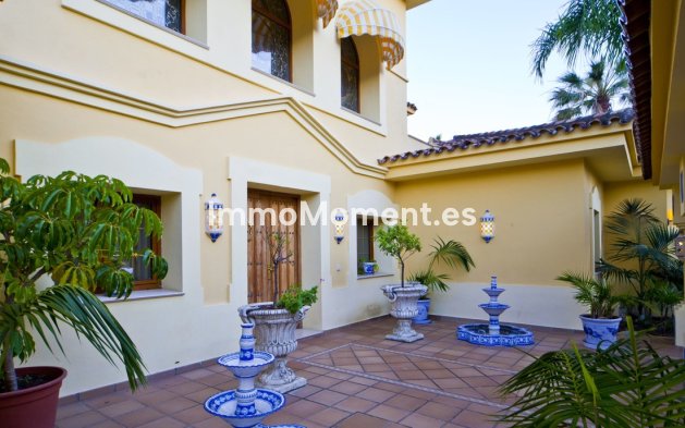 Revente - Villa - Marbella - Puerto Banús