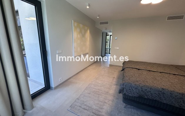 Wiederverkauf - Villa - Marbella - Puerto Banús