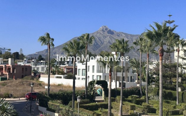 Wiederverkauf - Villa - Marbella - Puerto Banús