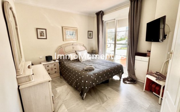 Wiederverkauf - Wohnung - Marbella - Nueva Andalucía