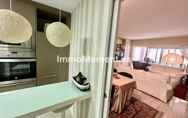 Resale - Apartment - Marbella - Puerto Banús