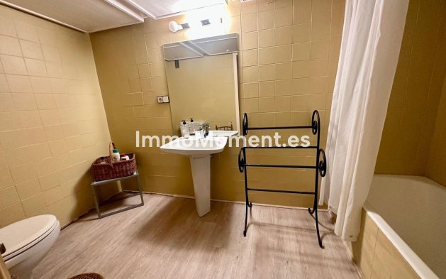 Resale - Apartment - Marbella - Puerto Banús