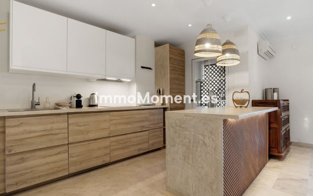 Revente - Appartement - Marbella - Nueva Andalucía