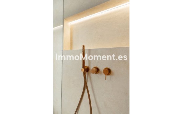 Wiederverkauf - Wohnung - Marbella - Nueva Andalucía