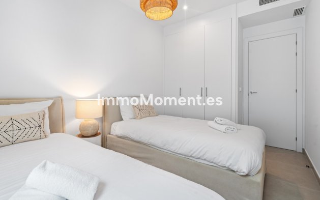 Wiederverkauf - Wohnung - Estepona  - Estepona Centro