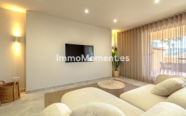Resale - Apartment - Benahavís - Benahavís Centro