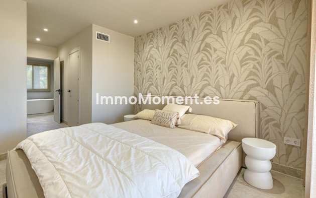 Resale - Apartment - Benahavís - Benahavís Centro