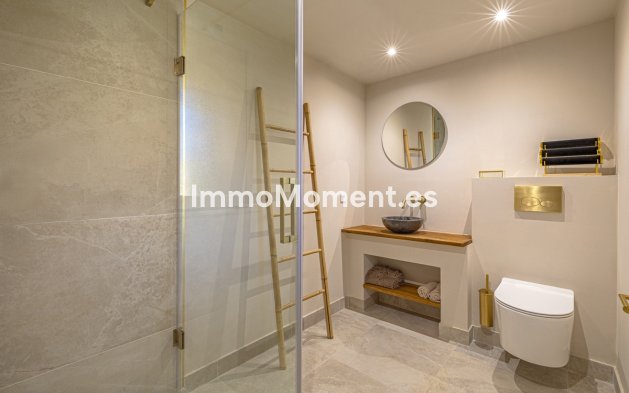 Resale - Apartment - Benahavís - Benahavís Centro