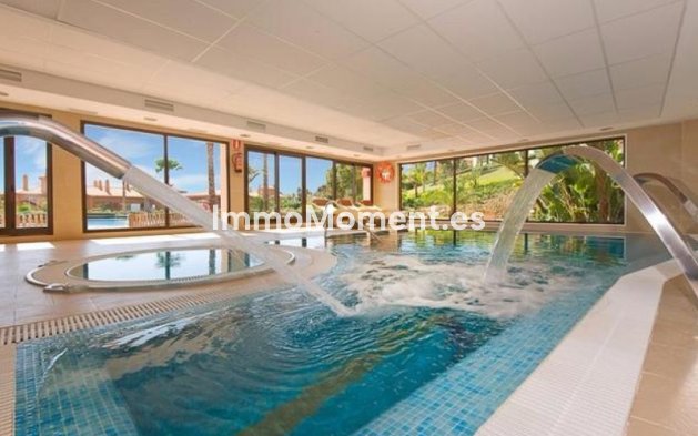 Resale - Apartment - Benahavís - Benahavís Centro