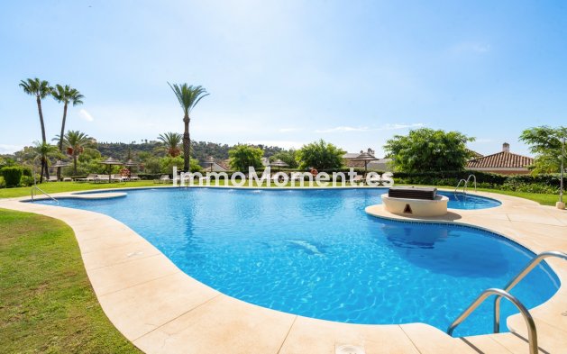 Resale - Apartment - Benahavís - Los Arqueros