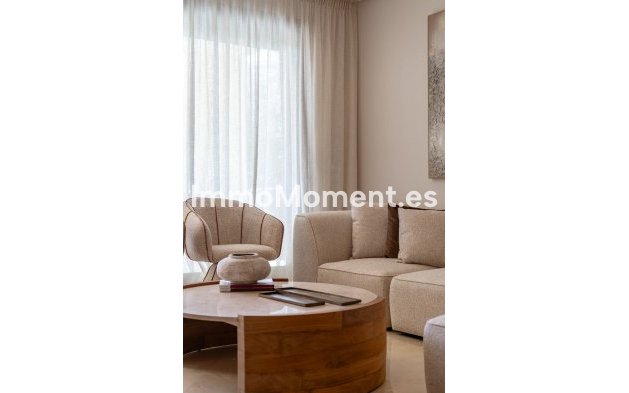 Resale - Apartment - Benahavís - Los Arqueros
