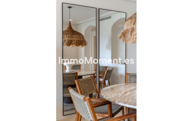 Resale - Apartment - Benahavís - Los Arqueros