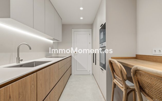 Resale - Apartment - Benahavís - Los Arqueros