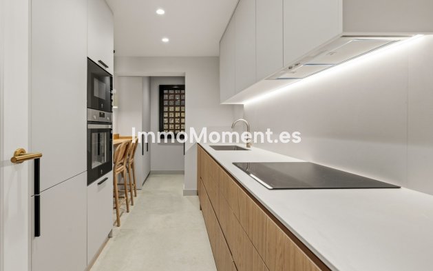Resale - Apartment - Benahavís - Los Arqueros