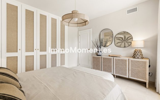 Resale - Apartment - Benahavís - Los Arqueros