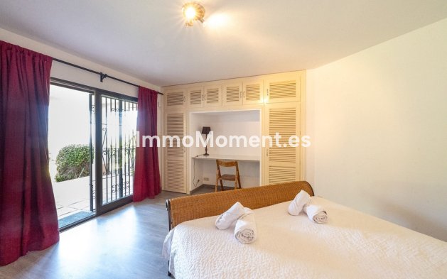 Resale - Villa - Marbella - El Rosario