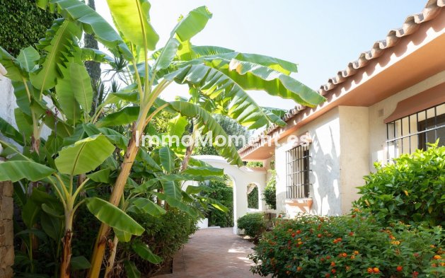Resale - Villa - Marbella - El Rosario
