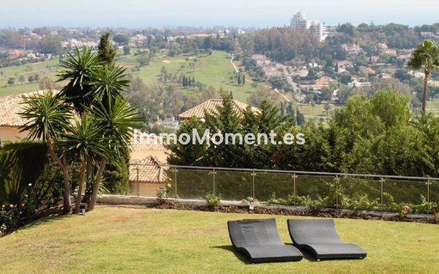 Resale - Villa - El Paraiso - New Golden Mile